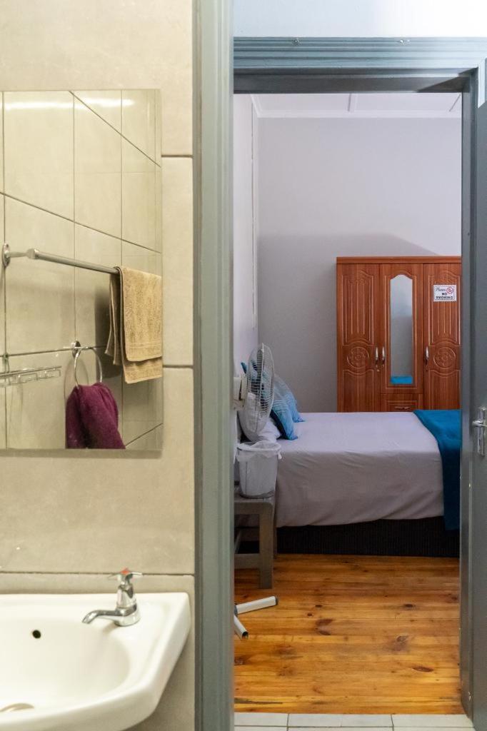 Keetmanshoop Self-Catering Otel Dış mekan fotoğraf